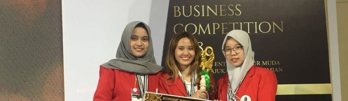 Juara 3 Economic Business Competition di Institut Pertanian Bogor (nasional)